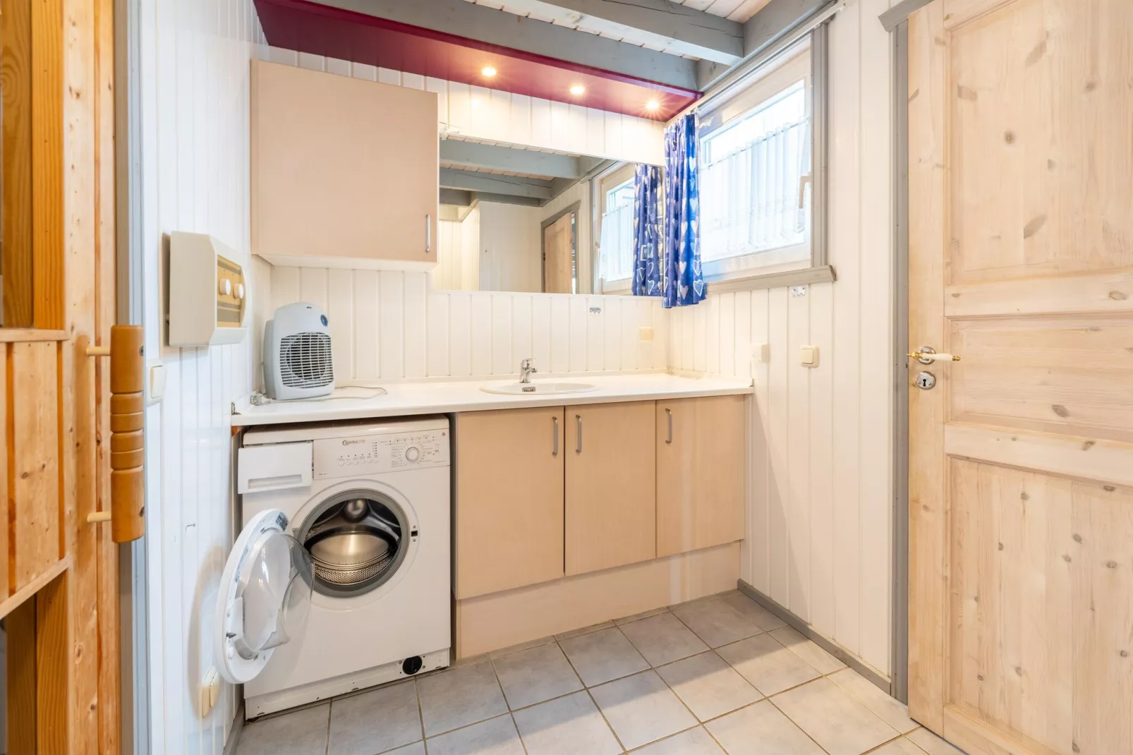 FH Wildgans Comfort Nr 83-Badkamer