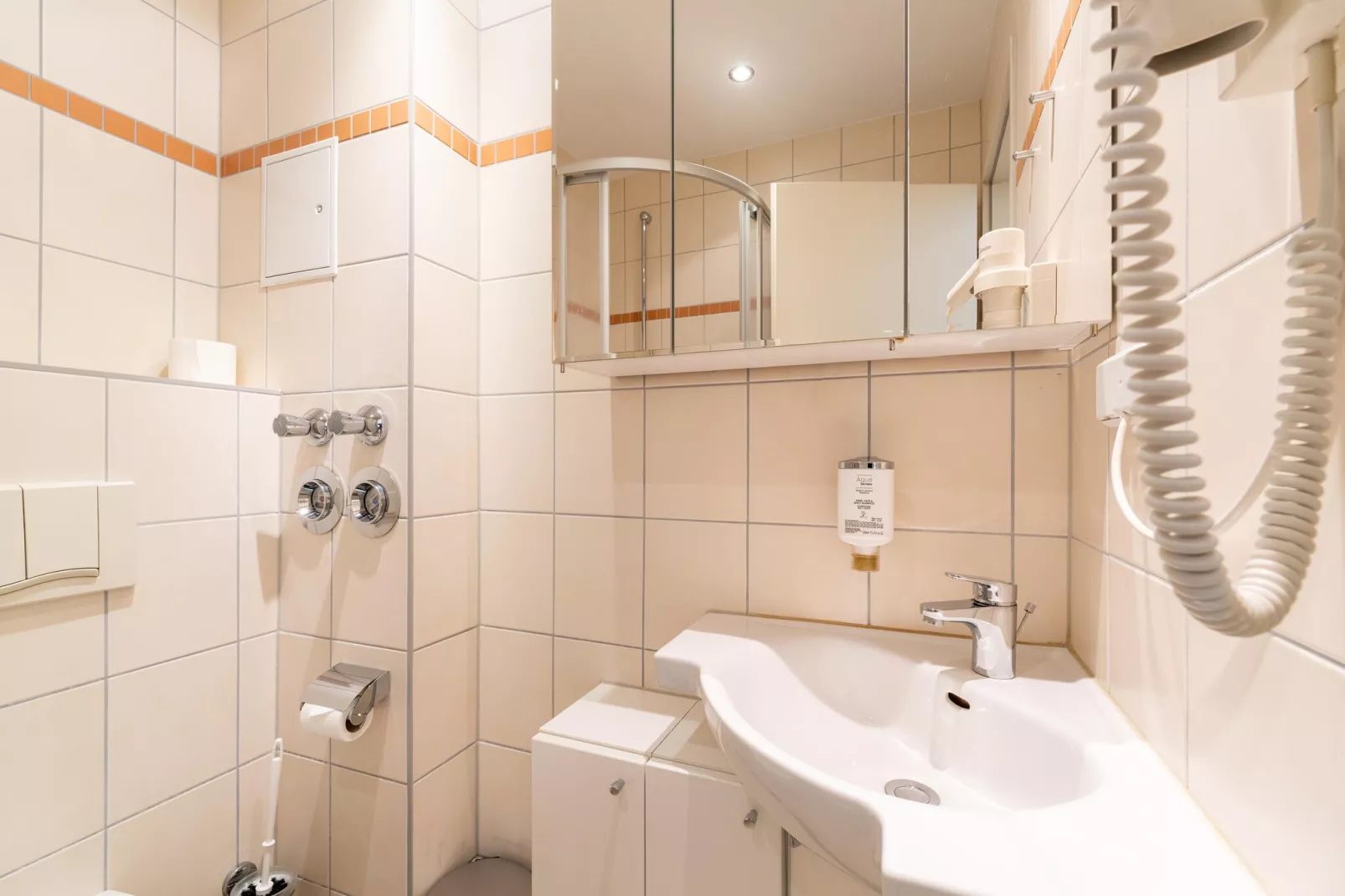 Apartment Strandläufer 113-Badkamer
