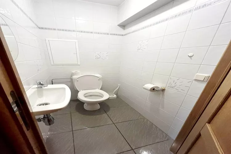 Château la Tuilerie 0701-Badkamer
