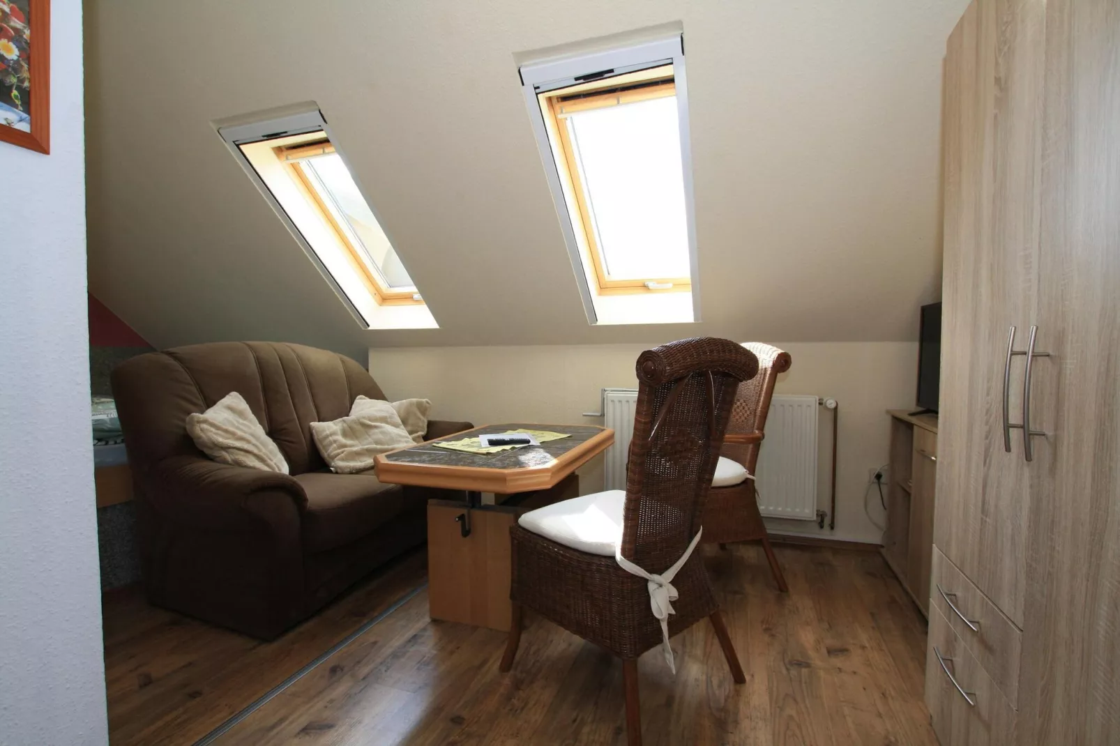 Studio im DG 23 qm-Woonkamer
