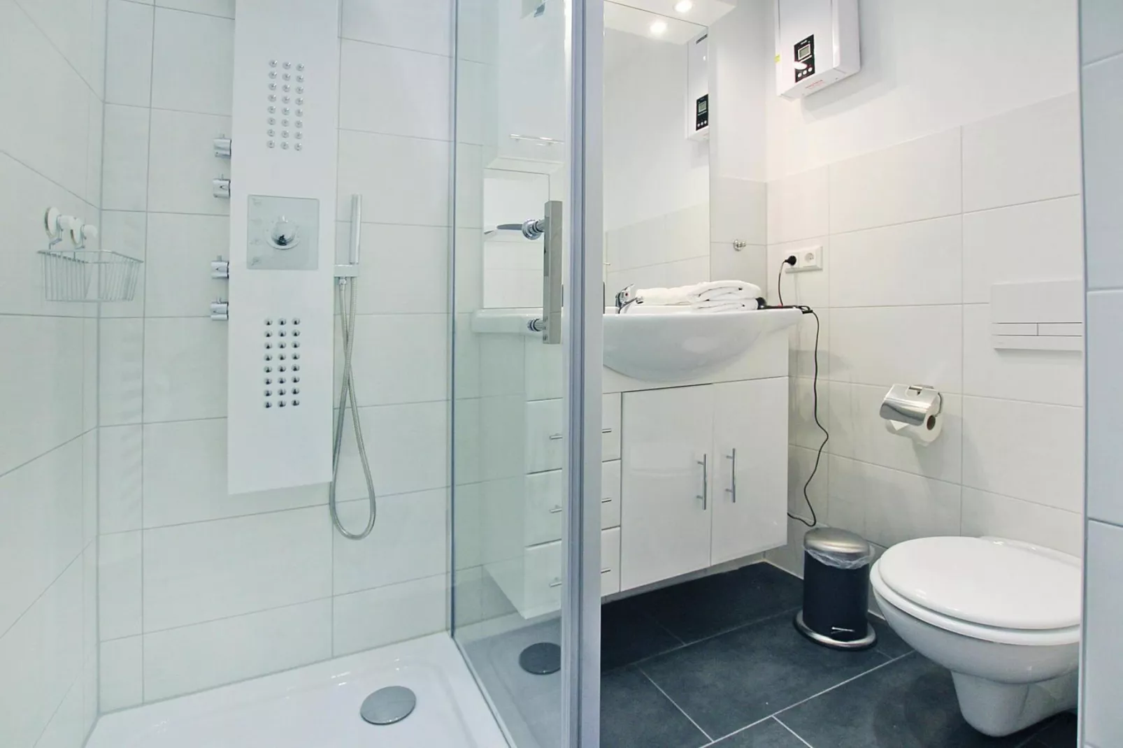 Apartment im alten Bahnhof-Badkamer