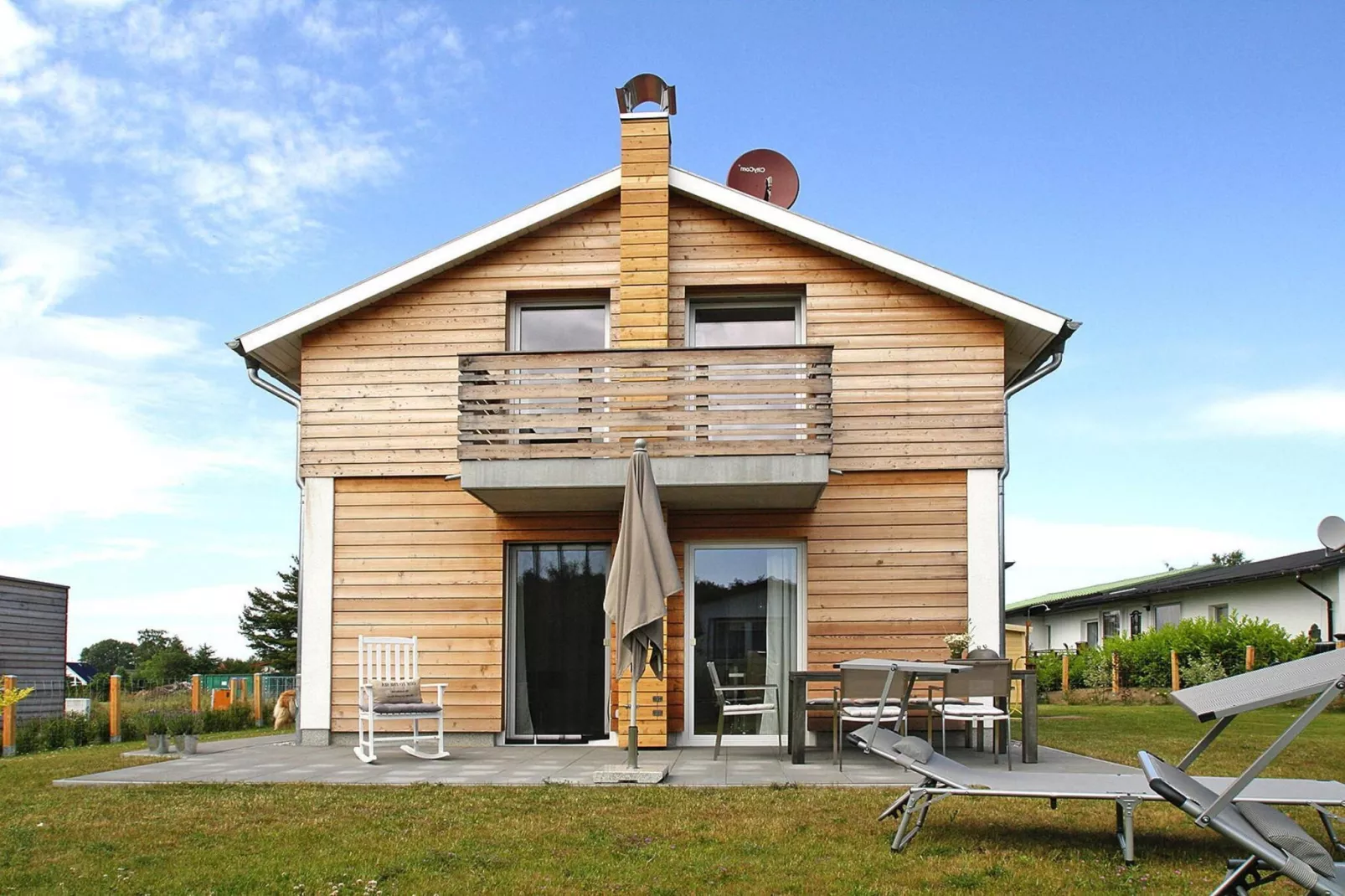 Ferienhaus Min Kaat-Buitenkant zomer
