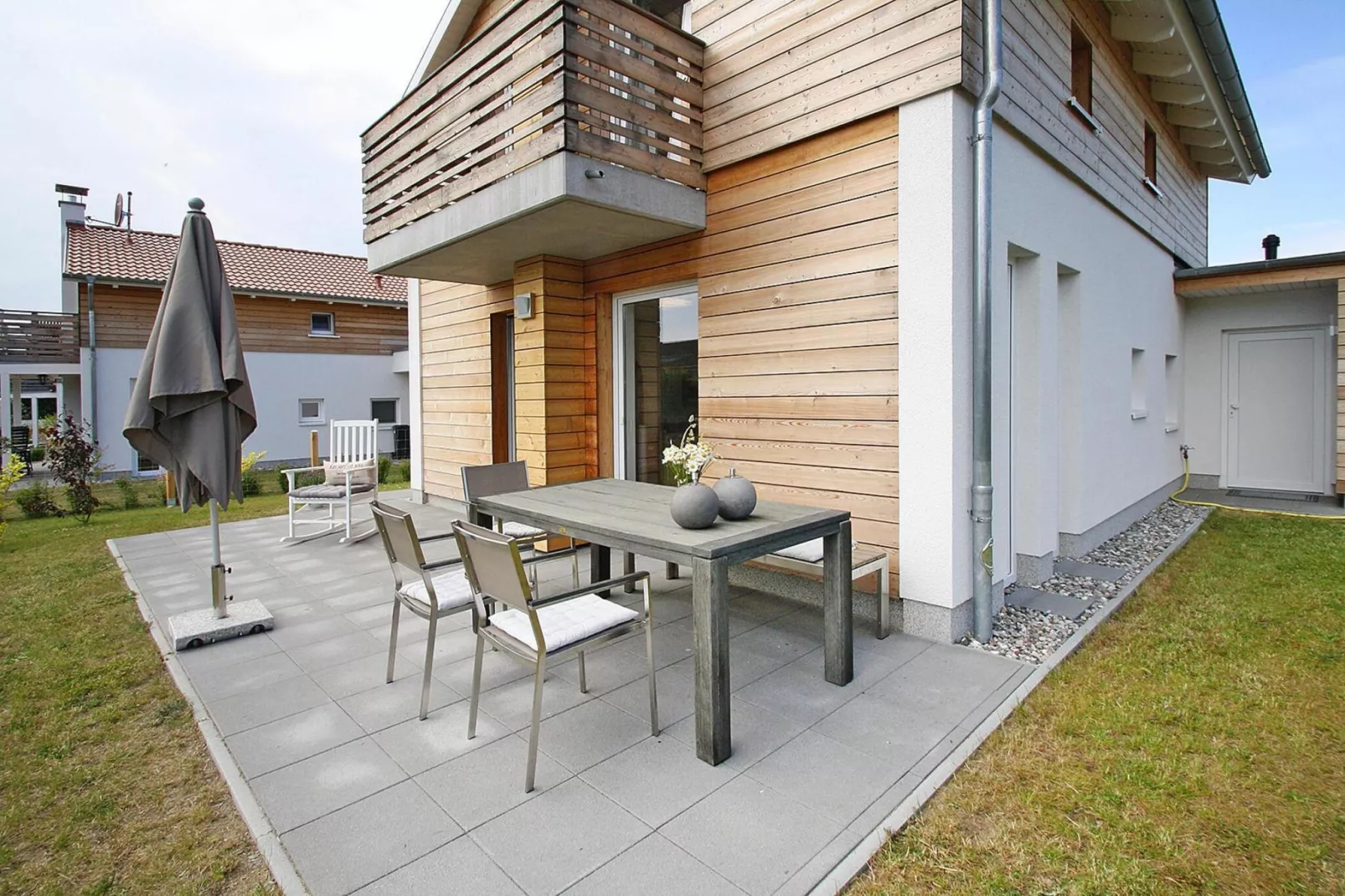 Ferienhaus Min Kaat-Buitenkant zomer