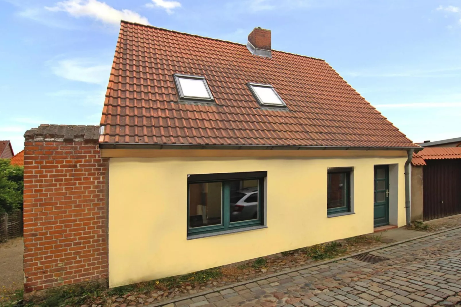 Ferienhaus 85 qm-Buitenkant zomer