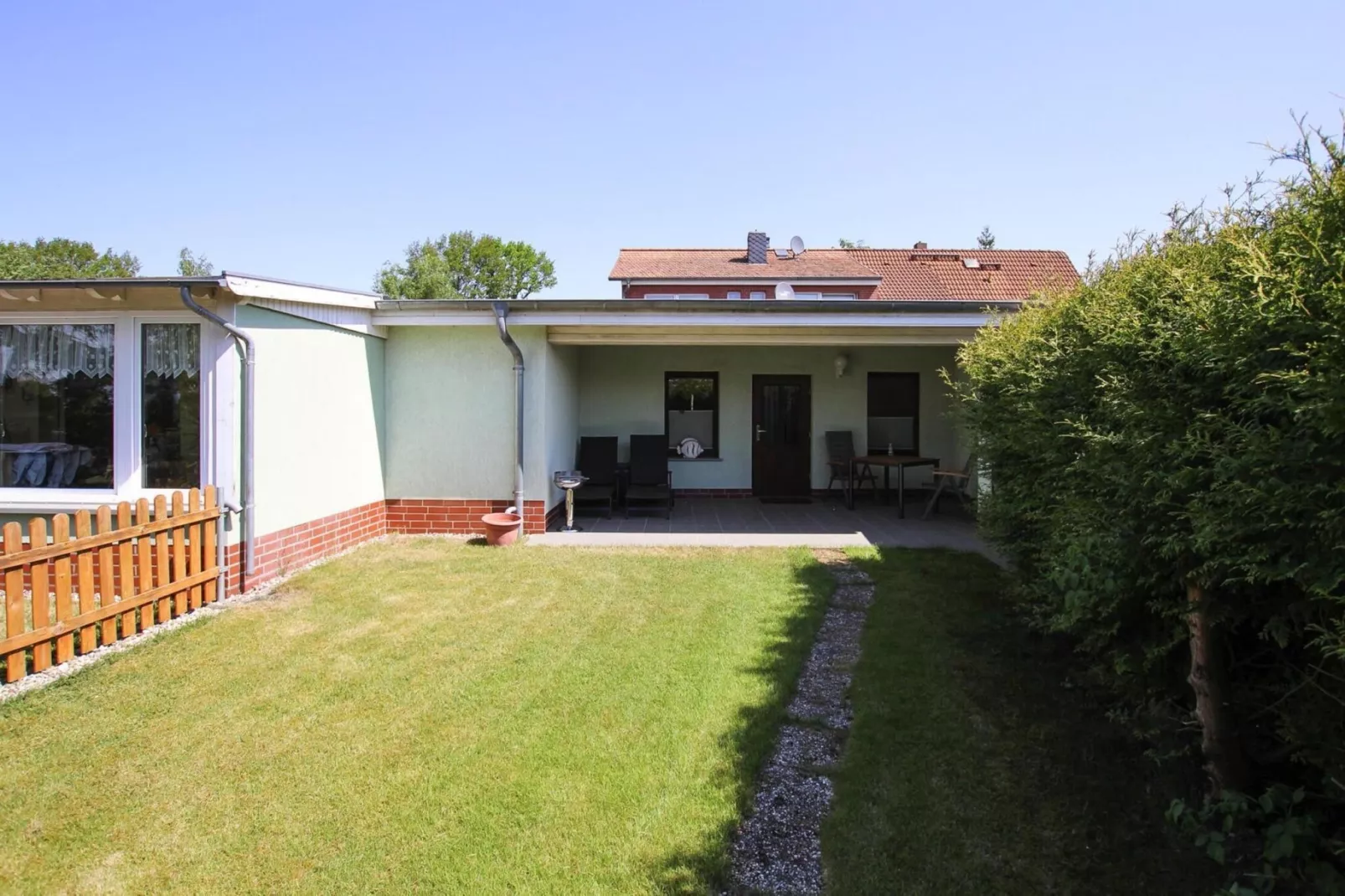 DHH 40 qm-Buitenkant zomer