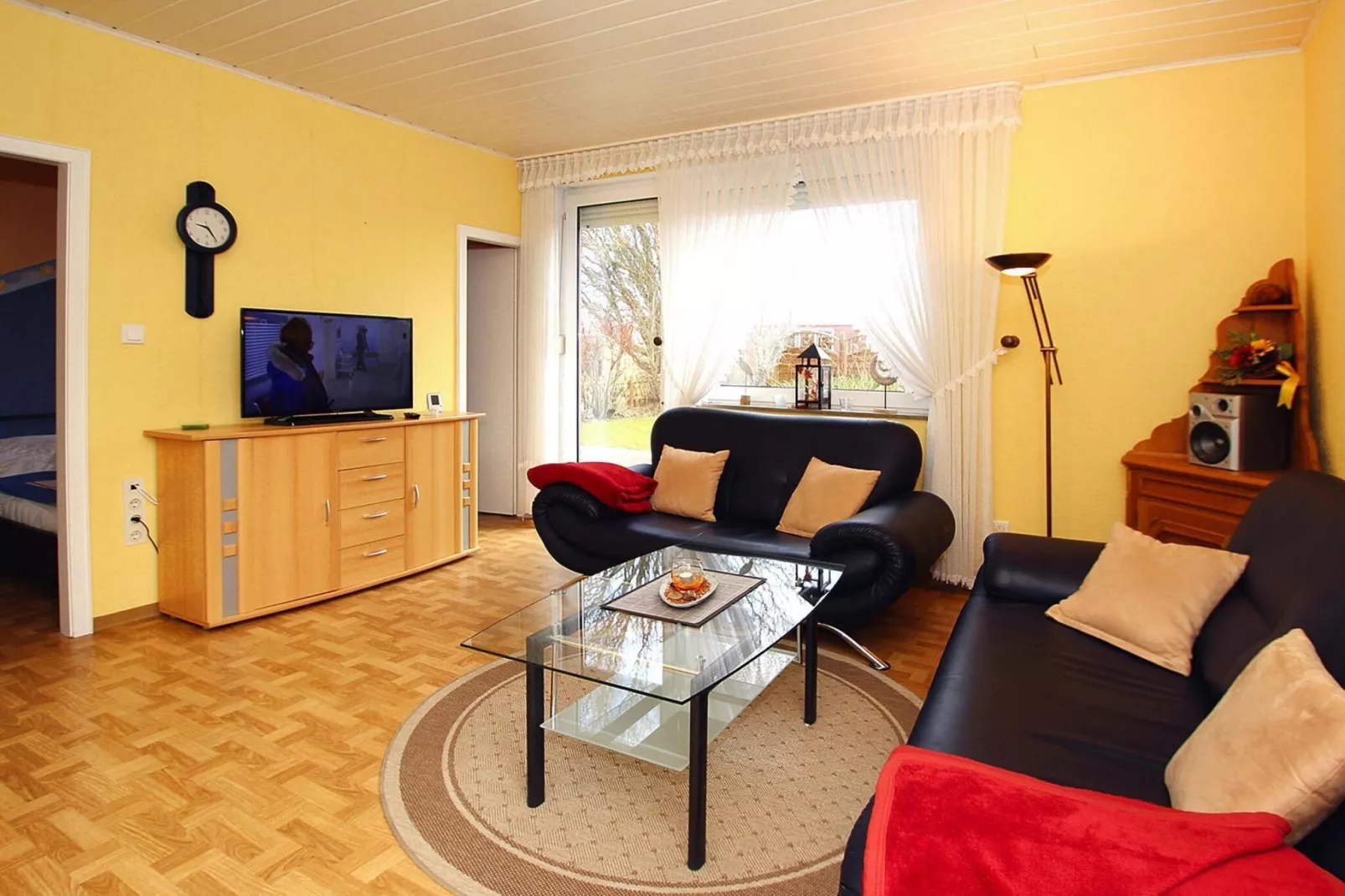 Ferienbungalow Klönsnack in Dornumersiel-Woonkamer
