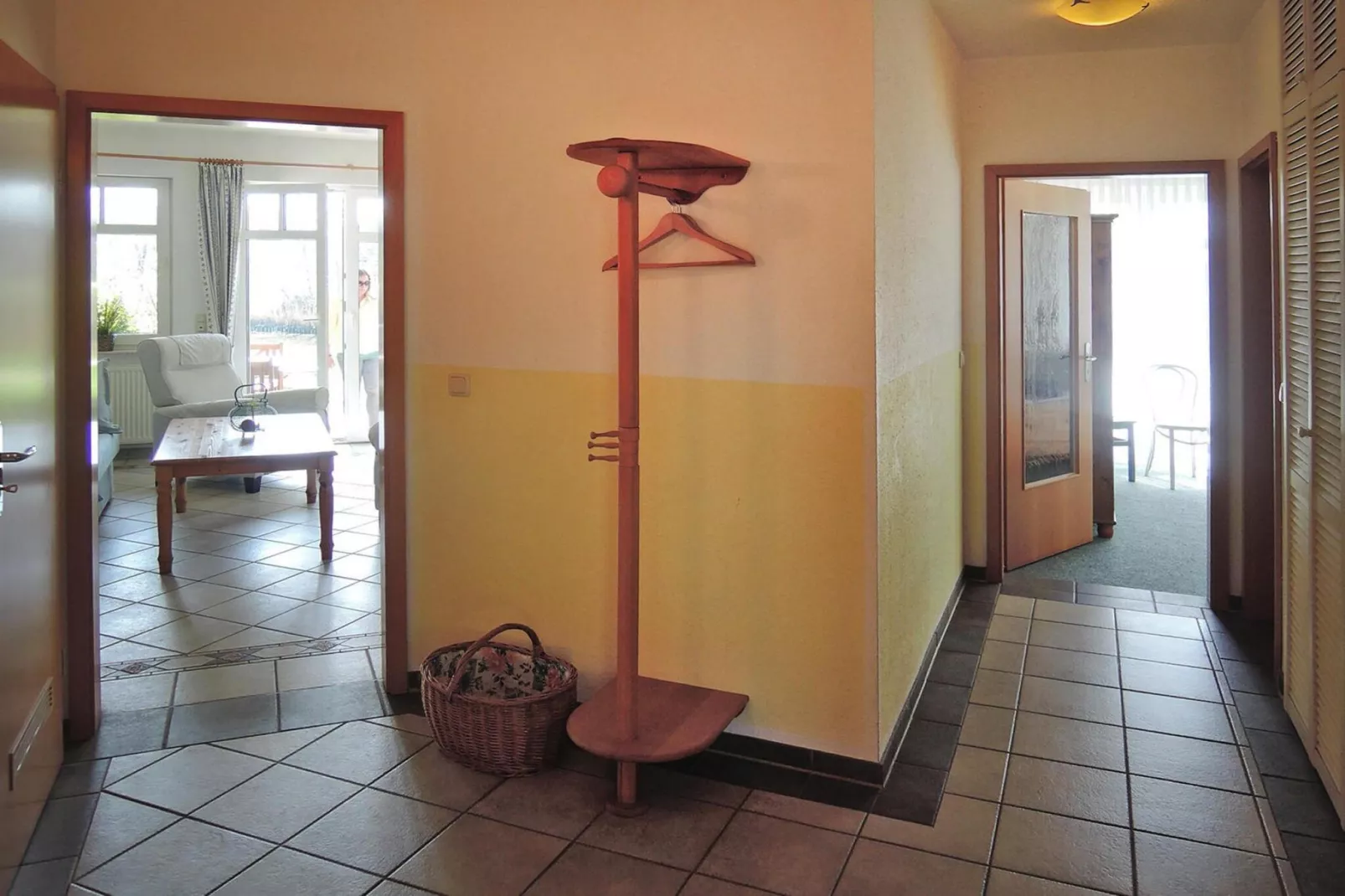 Ferienwohnung Fedderwardersiel-Woonkamer