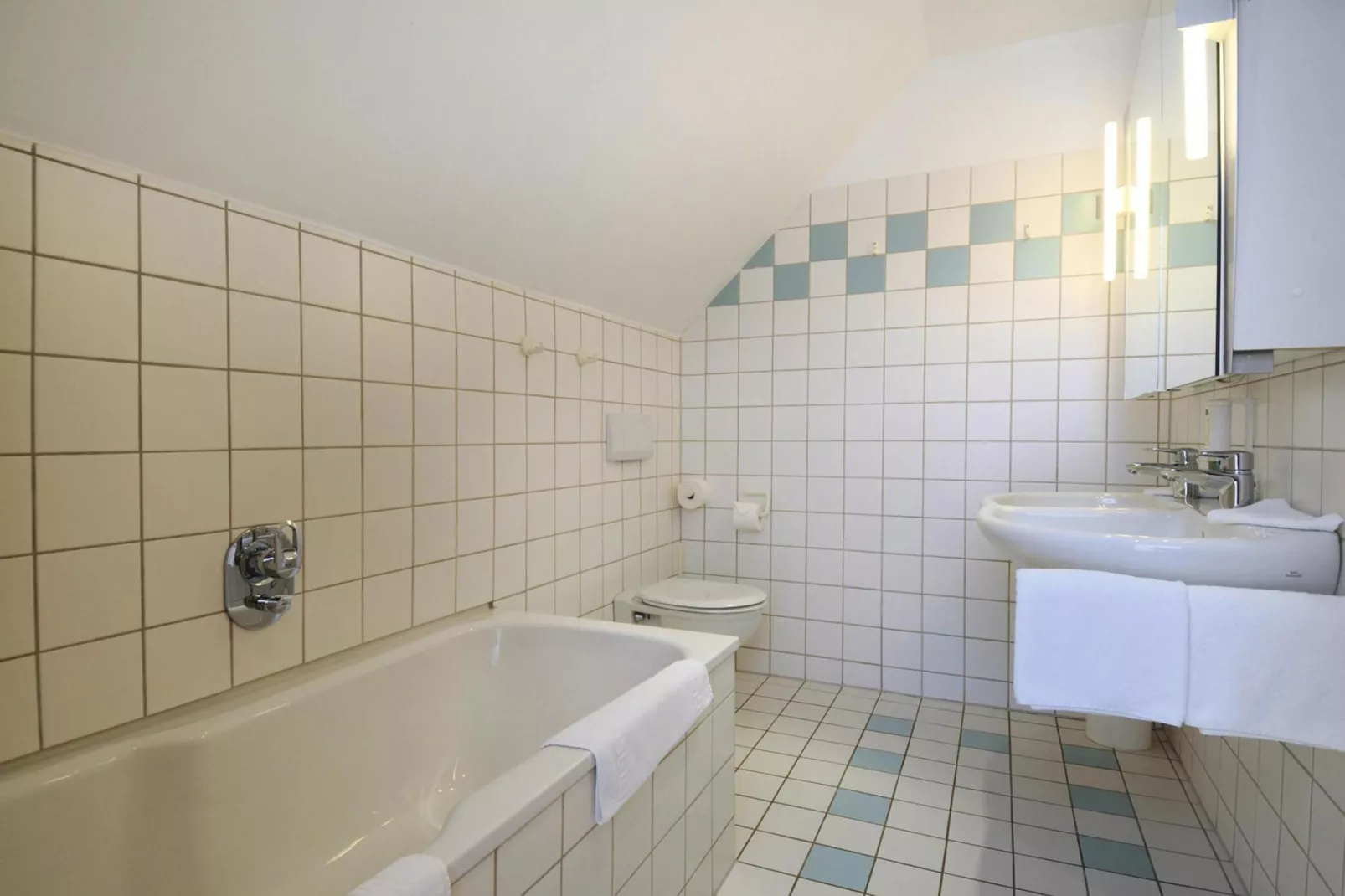 Post Hiddensee -Wohnung 2-Badkamer