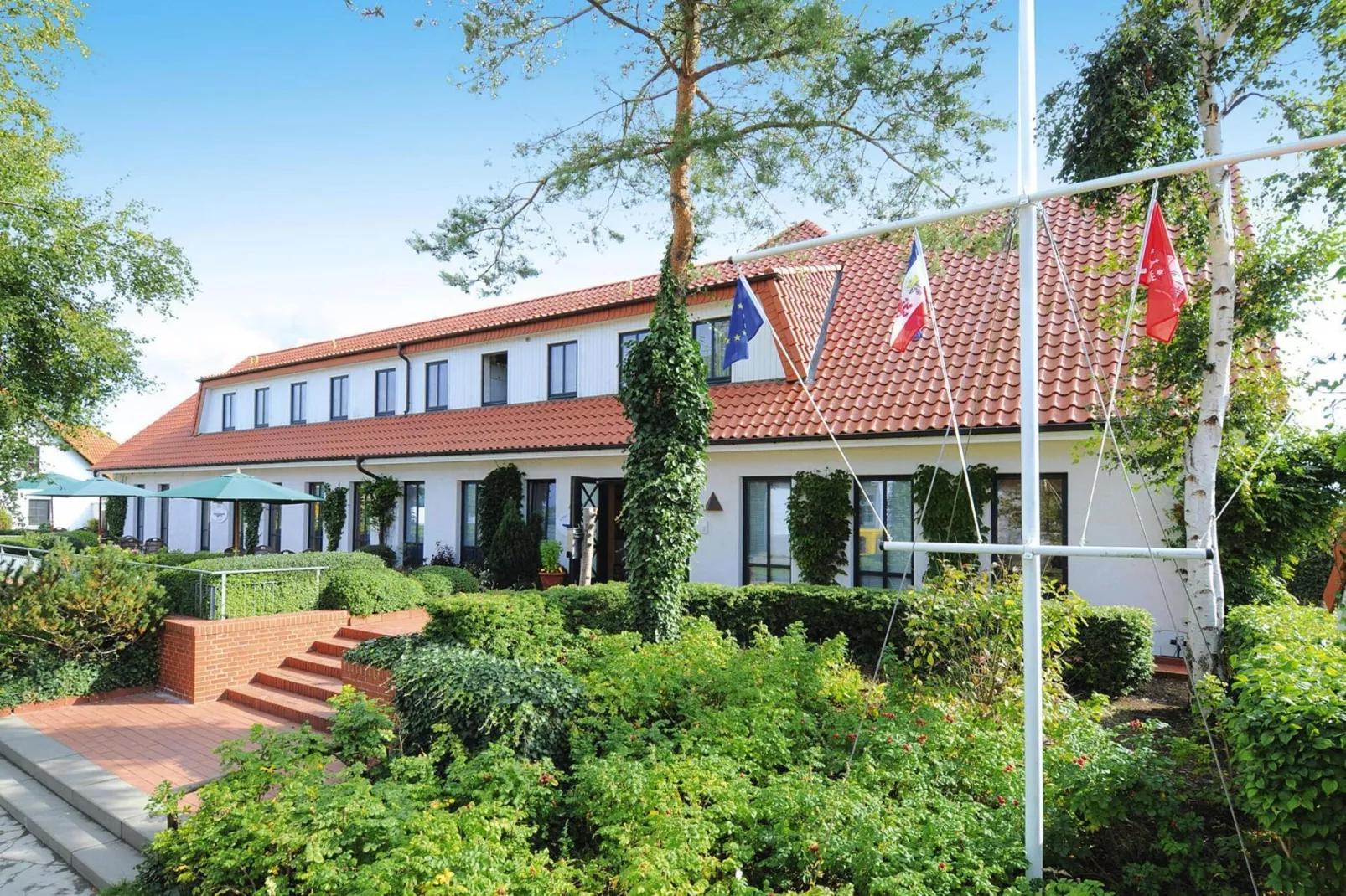 Post Hiddensee -Wohnung 2-Buitenkant zomer