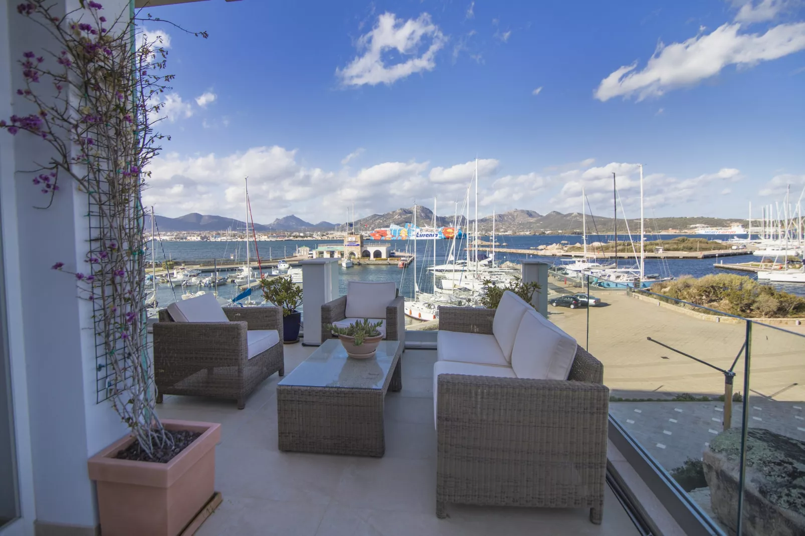 On the Waterfront-Terrasbalkon