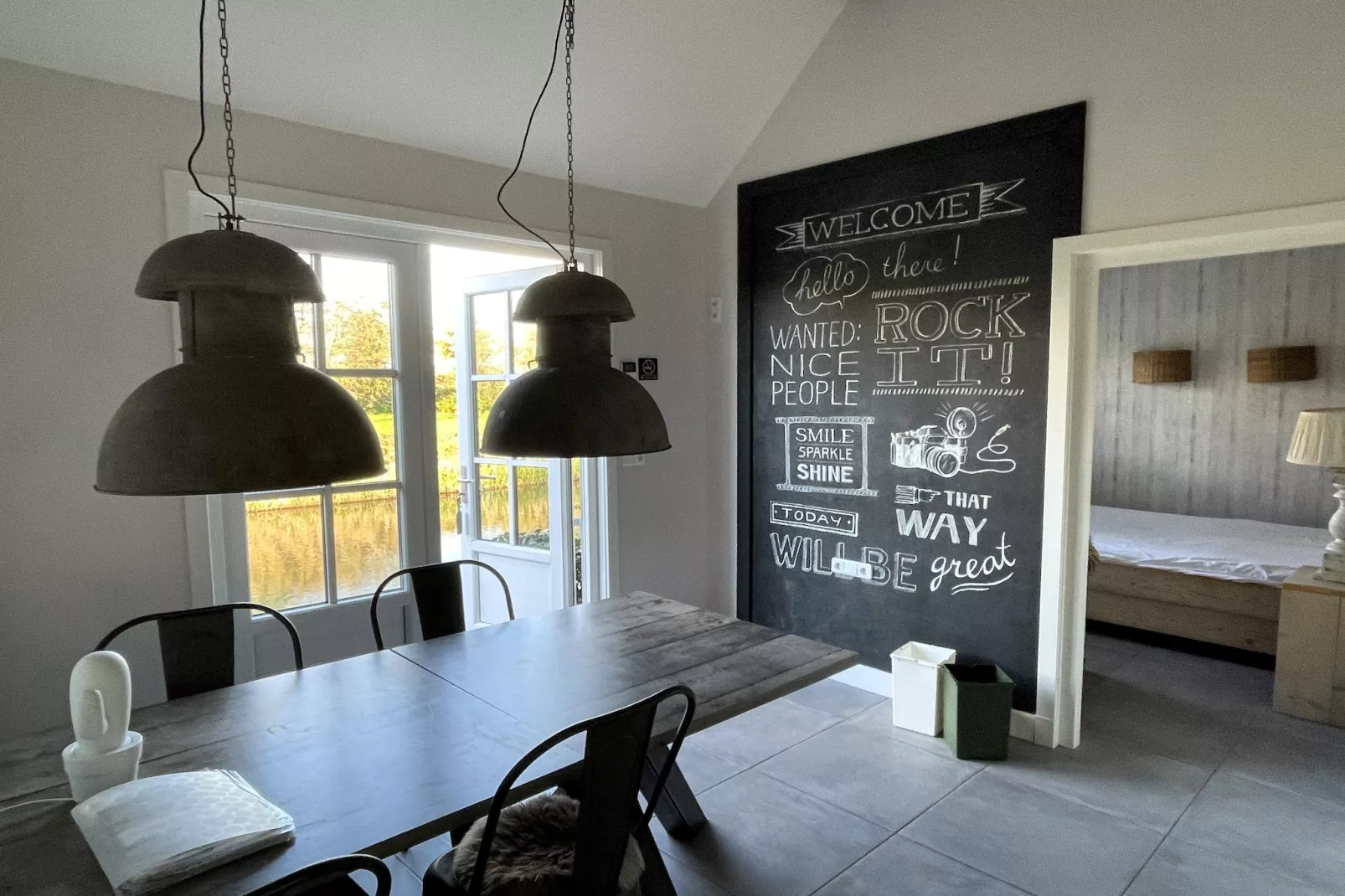 Vakantiehuis De Vlonder-Eetkamer