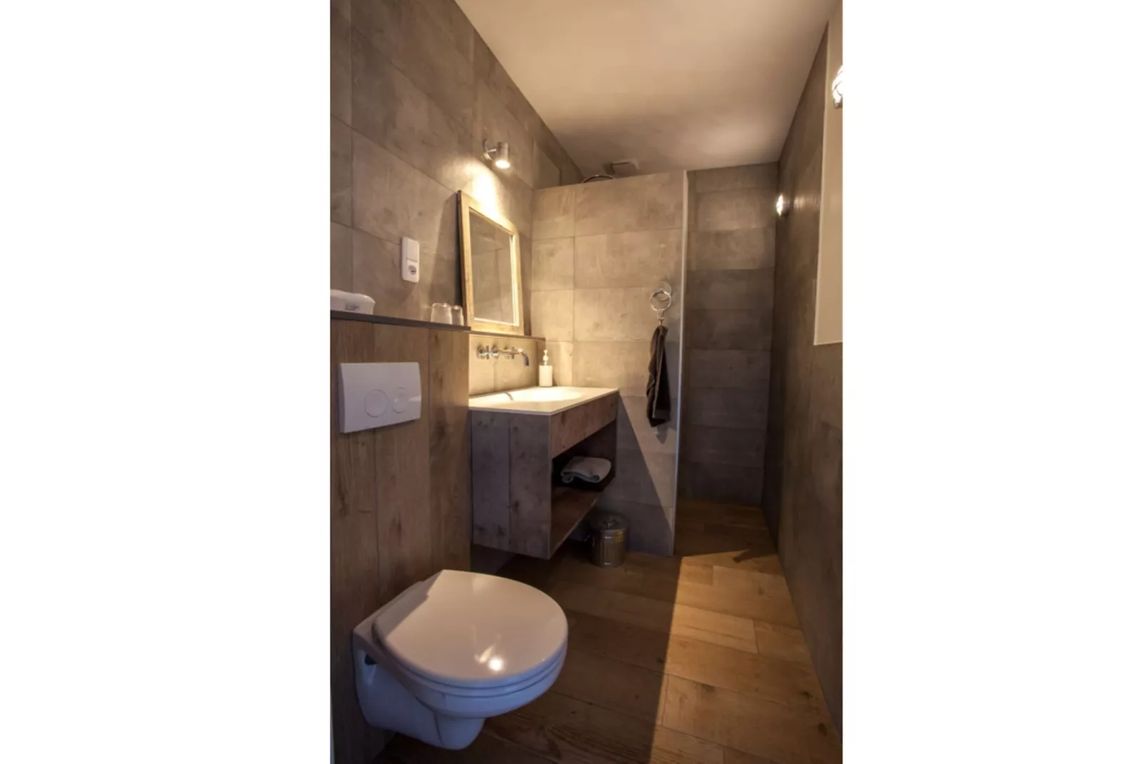 Vakantiehuis De Vlonder-Badkamer