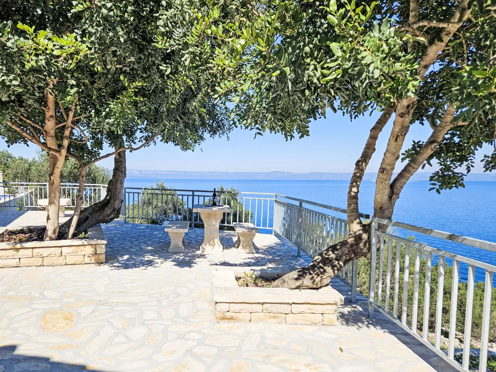 Brankovi Dvori-Buiten