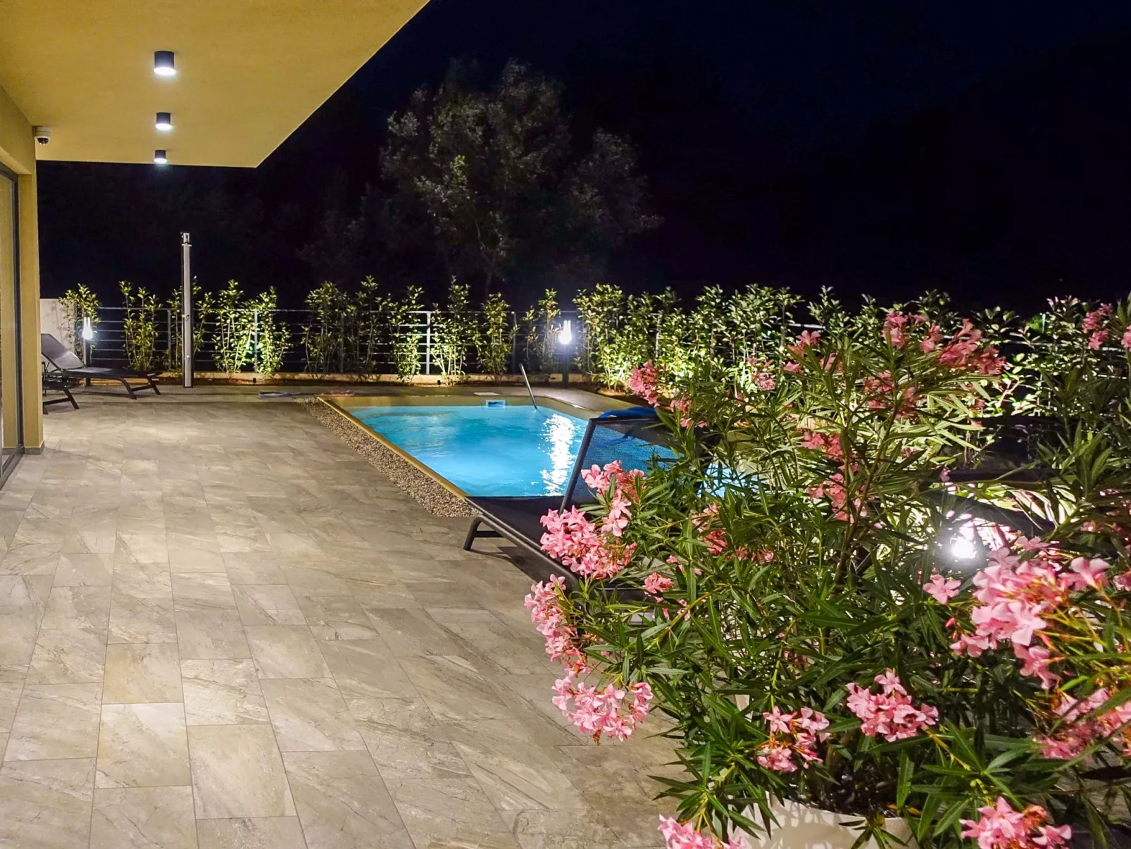 Villa Perla di Draga-Buiten