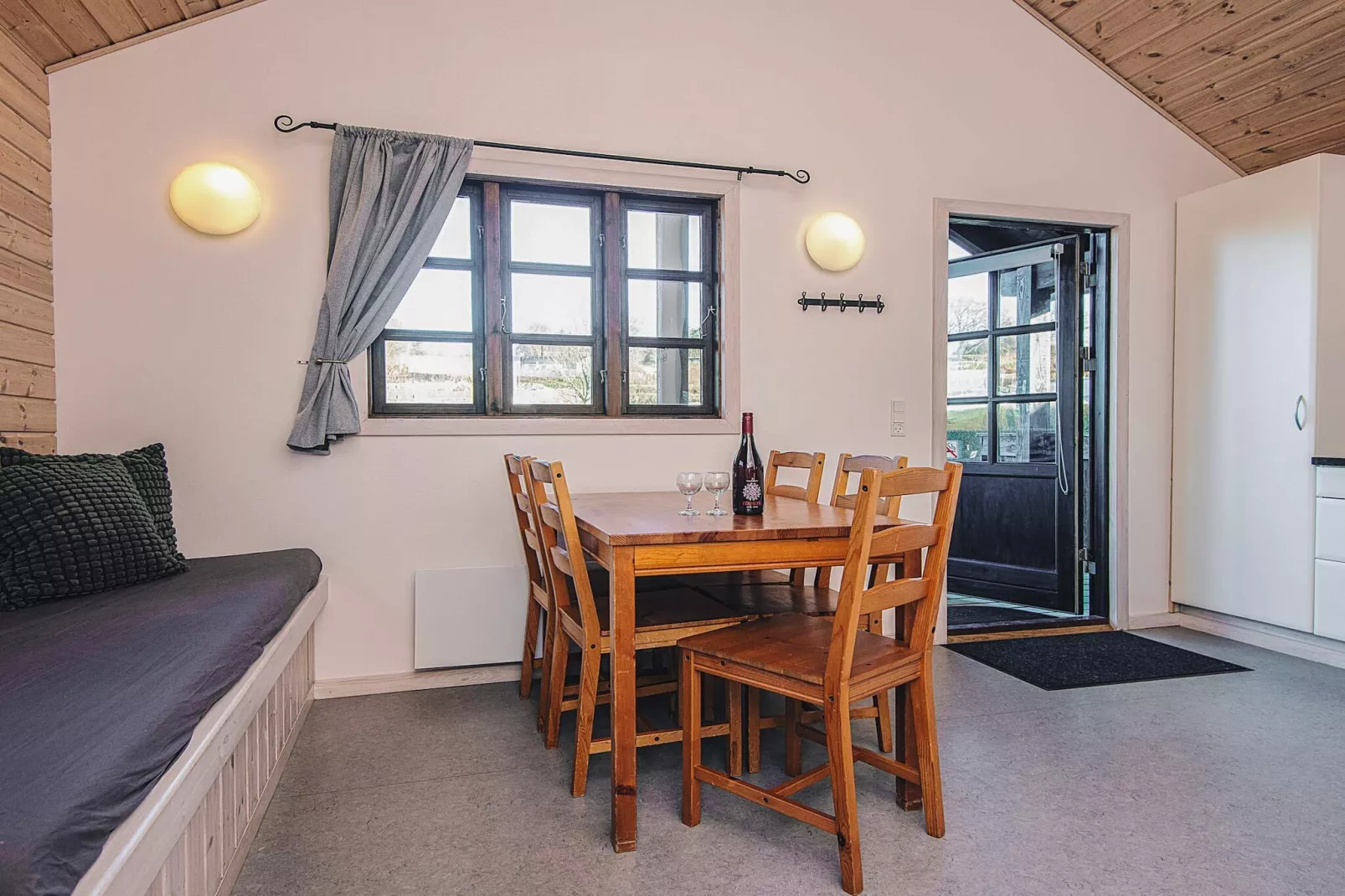 Standardhytte til 5 personer25m²-Binnen