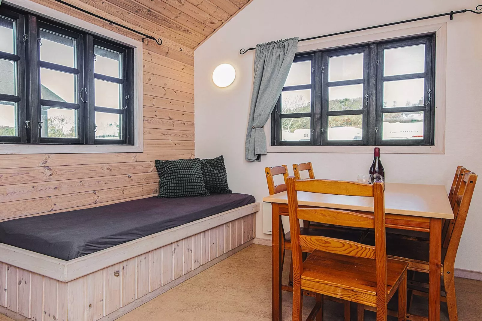Standardhytte til 5 personer25m²-Binnen