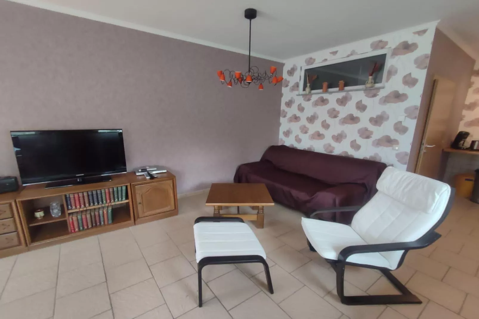 Ferienhaus 60 qm rollstuhlgerecht-Woonkamer