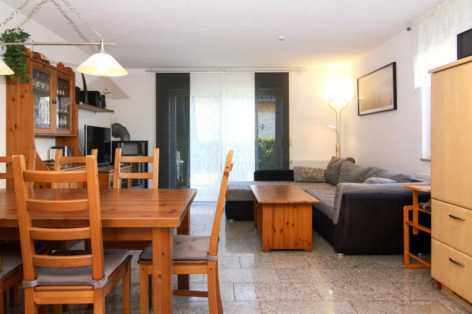 Doppelhaushälfte Zingst-Haus Paradise-Eetkamer