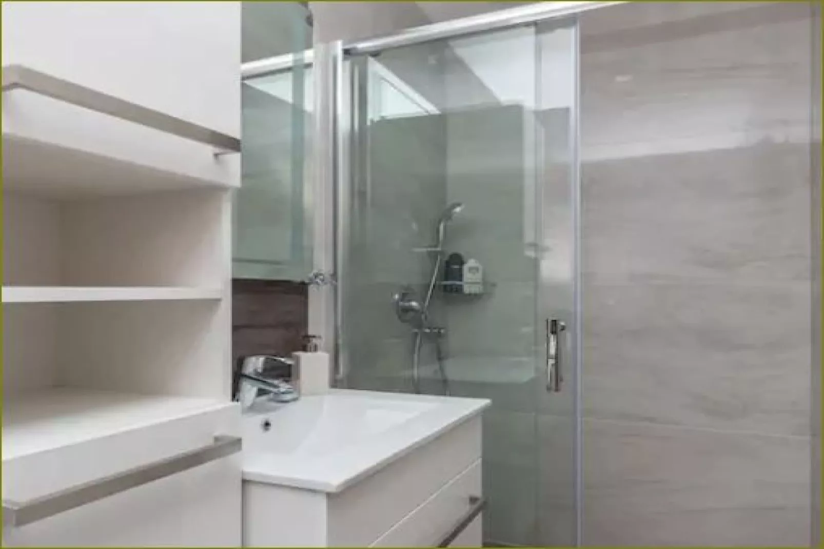 Apartments Dub - Comfort One-Bedroom Apartment with Shared Terrace (no.1)-Badkamer