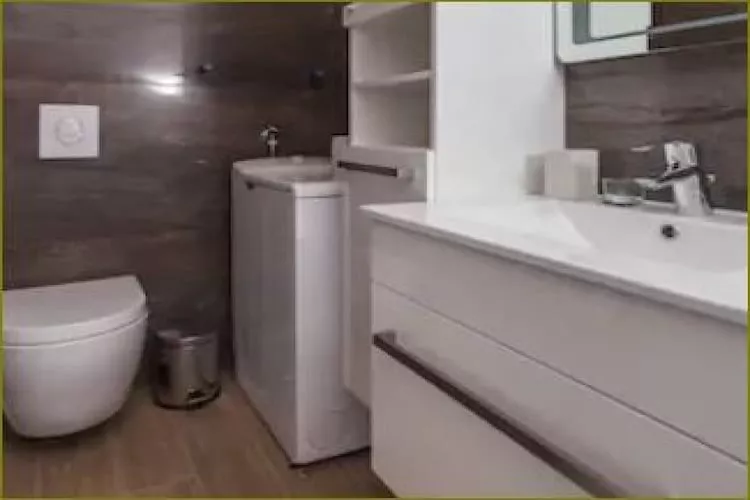 Apartments Dub - Comfort One-Bedroom Apartment with Shared Terrace (no.1)-Badkamer