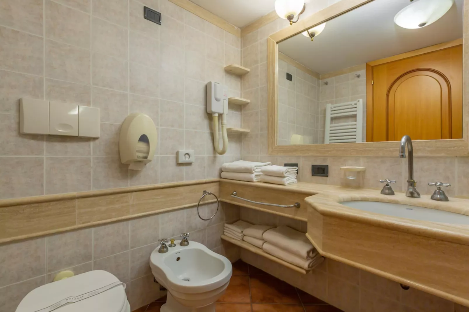 Bilocale vista Golf 102-Badkamer
