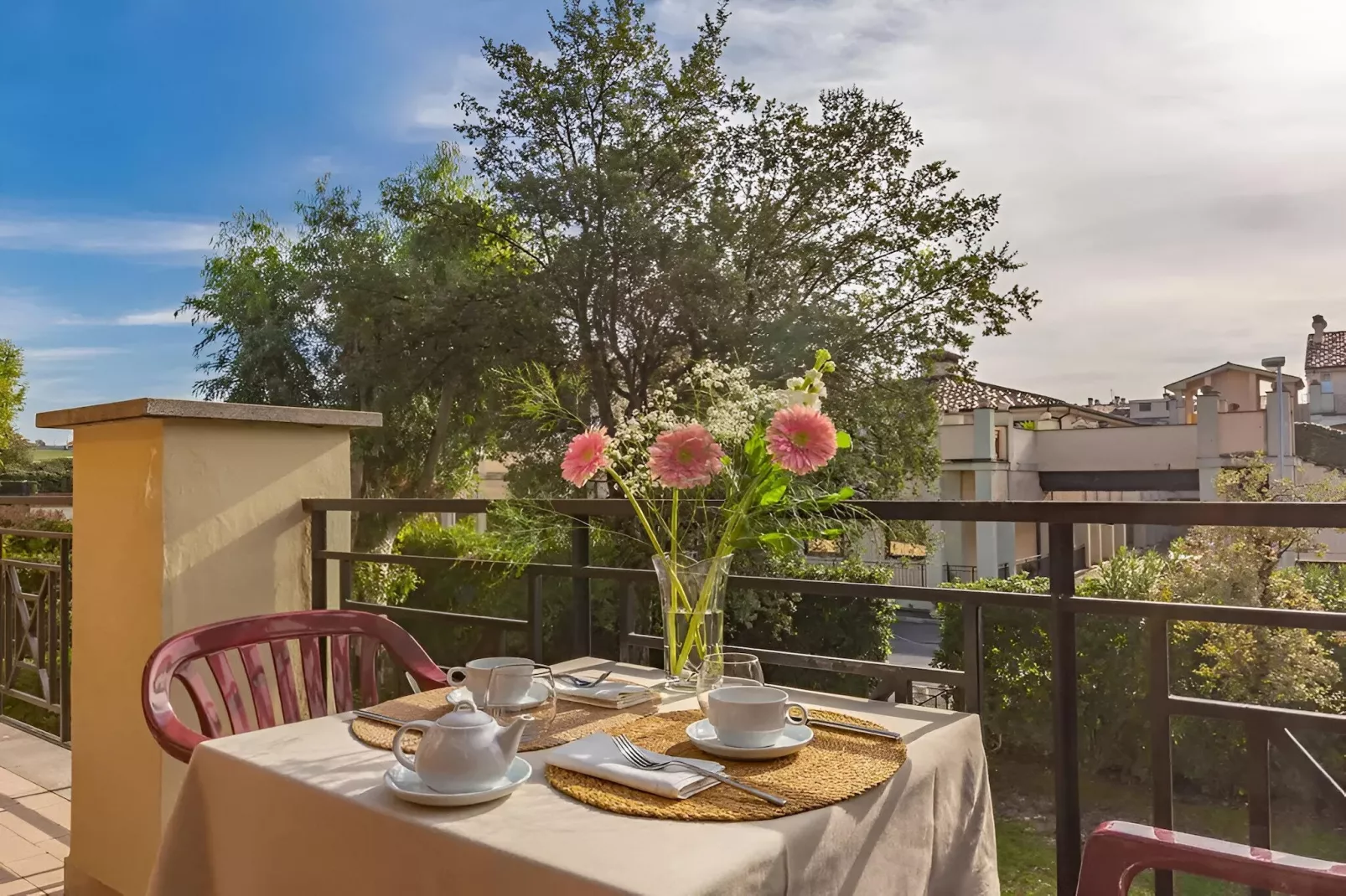 Quadrilocale vista giardino 217-Terrasbalkon