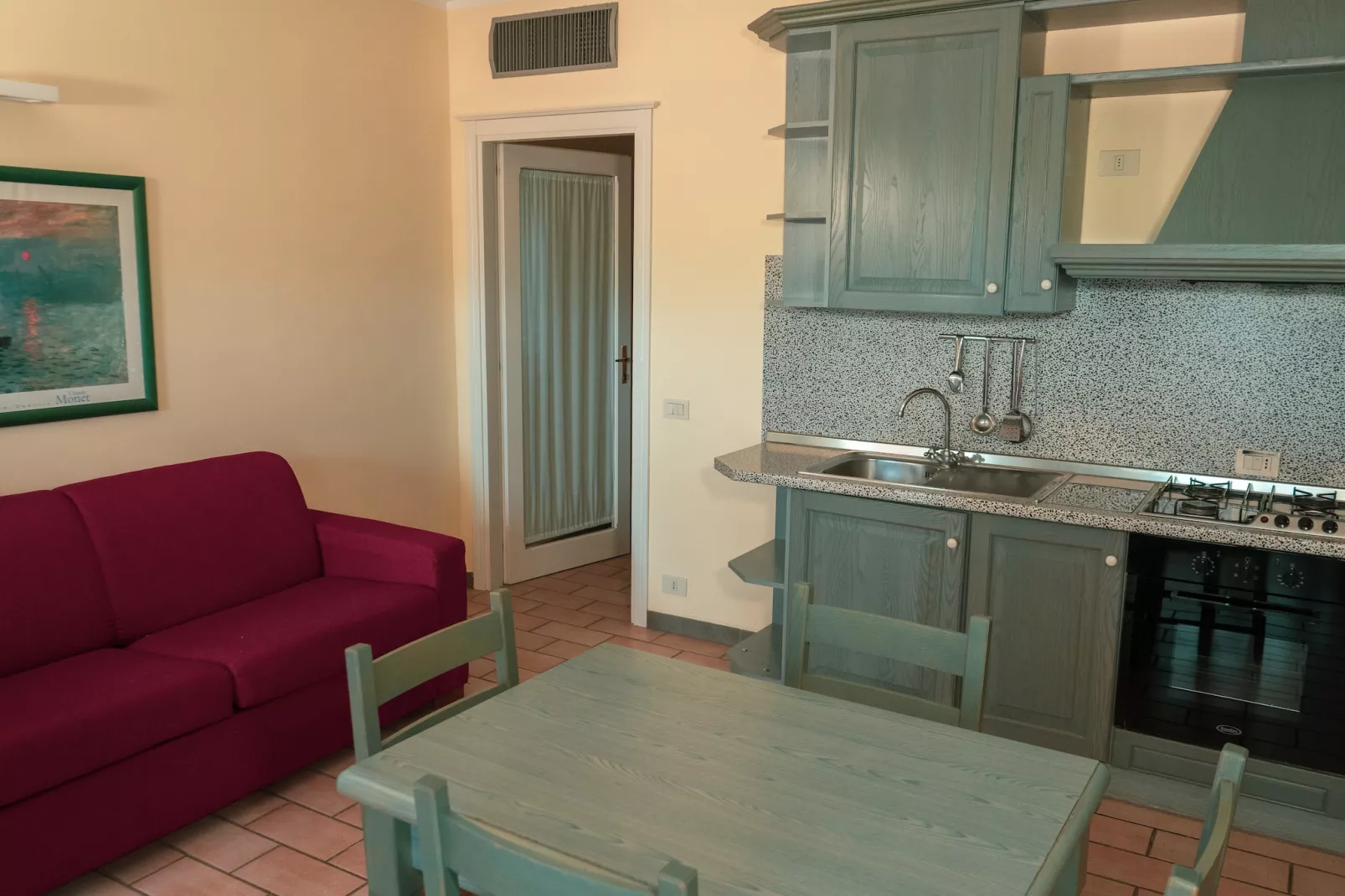 Assisi 4 pax-Woonkamer