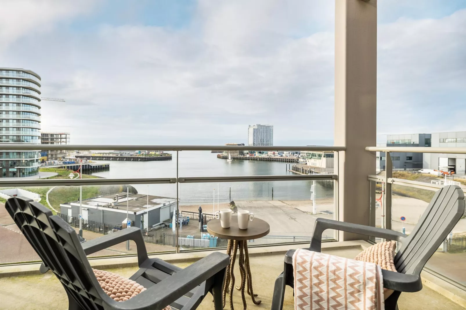 Scheveningen Harbour 50B-Terrasbalkon