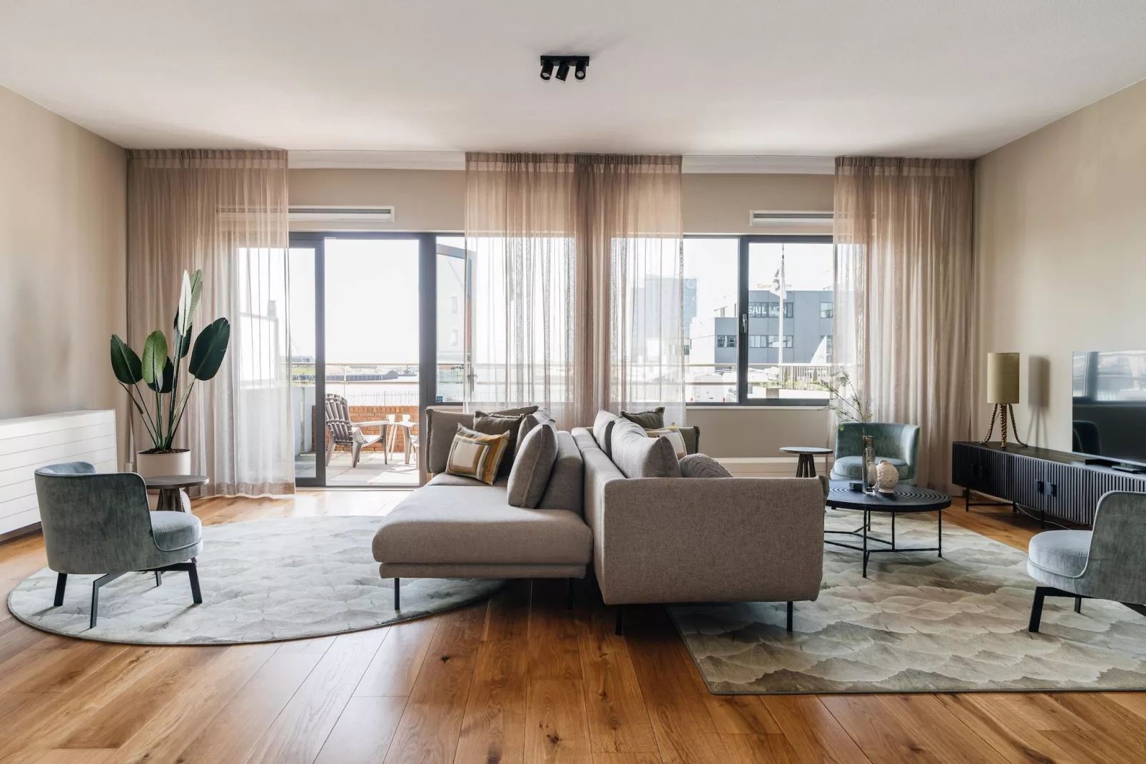 Scheveningen Harbour 18B-Woonkamer