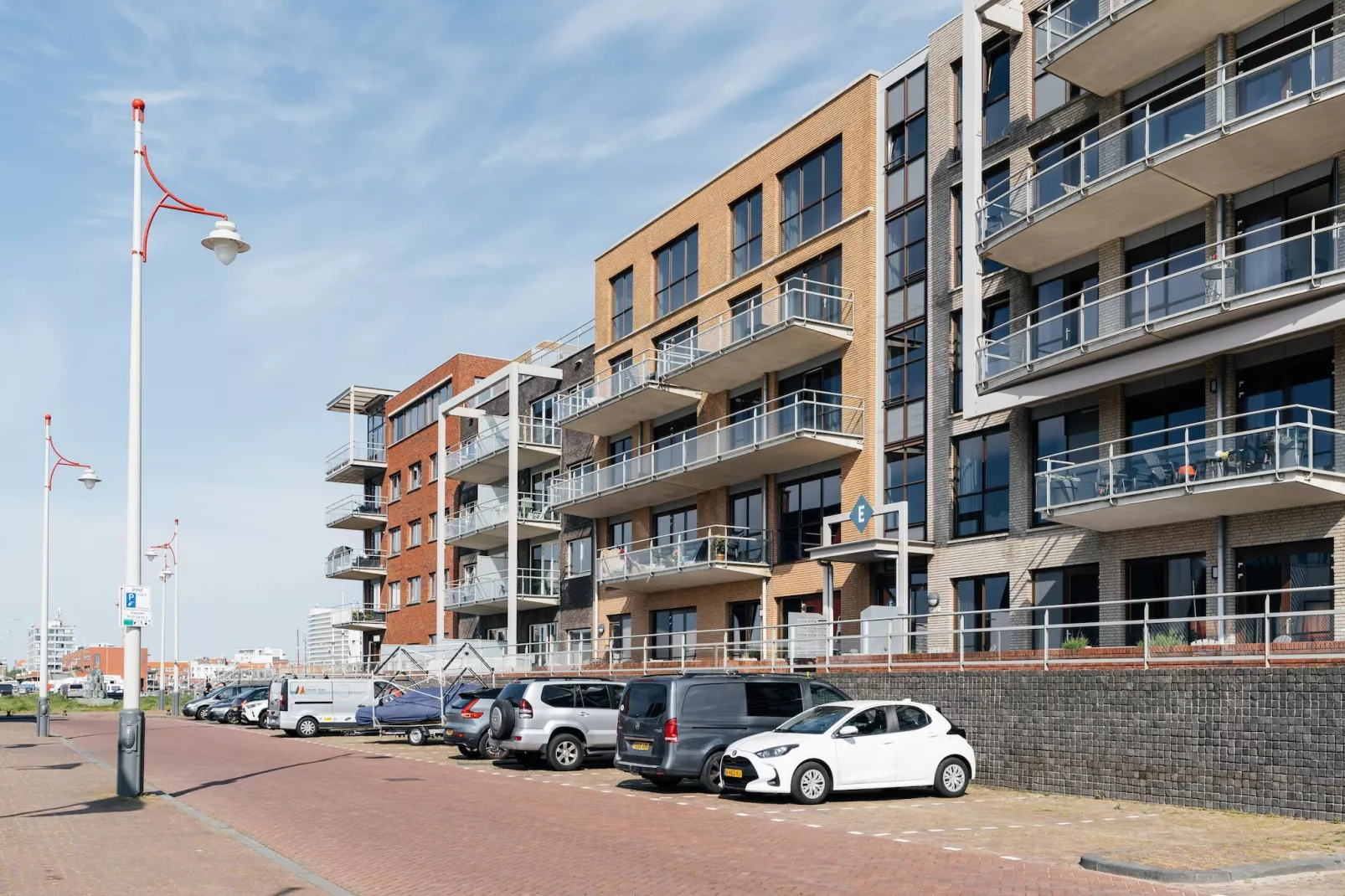 Scheveningen Harbour 18C-Buitenkant zomer