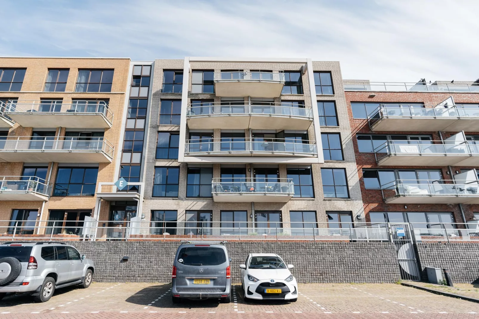 Scheveningen Harbour 18C-Buitenkant zomer