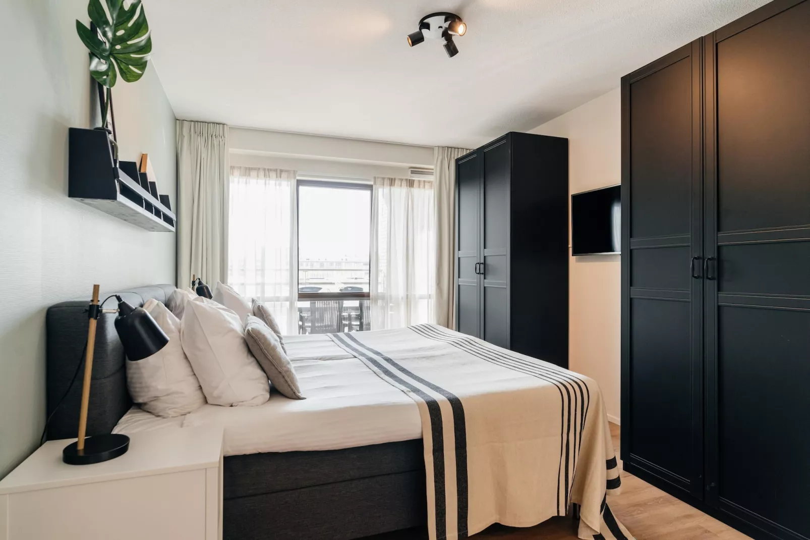 Scheveningen Harbour 80B-Slaapkamer