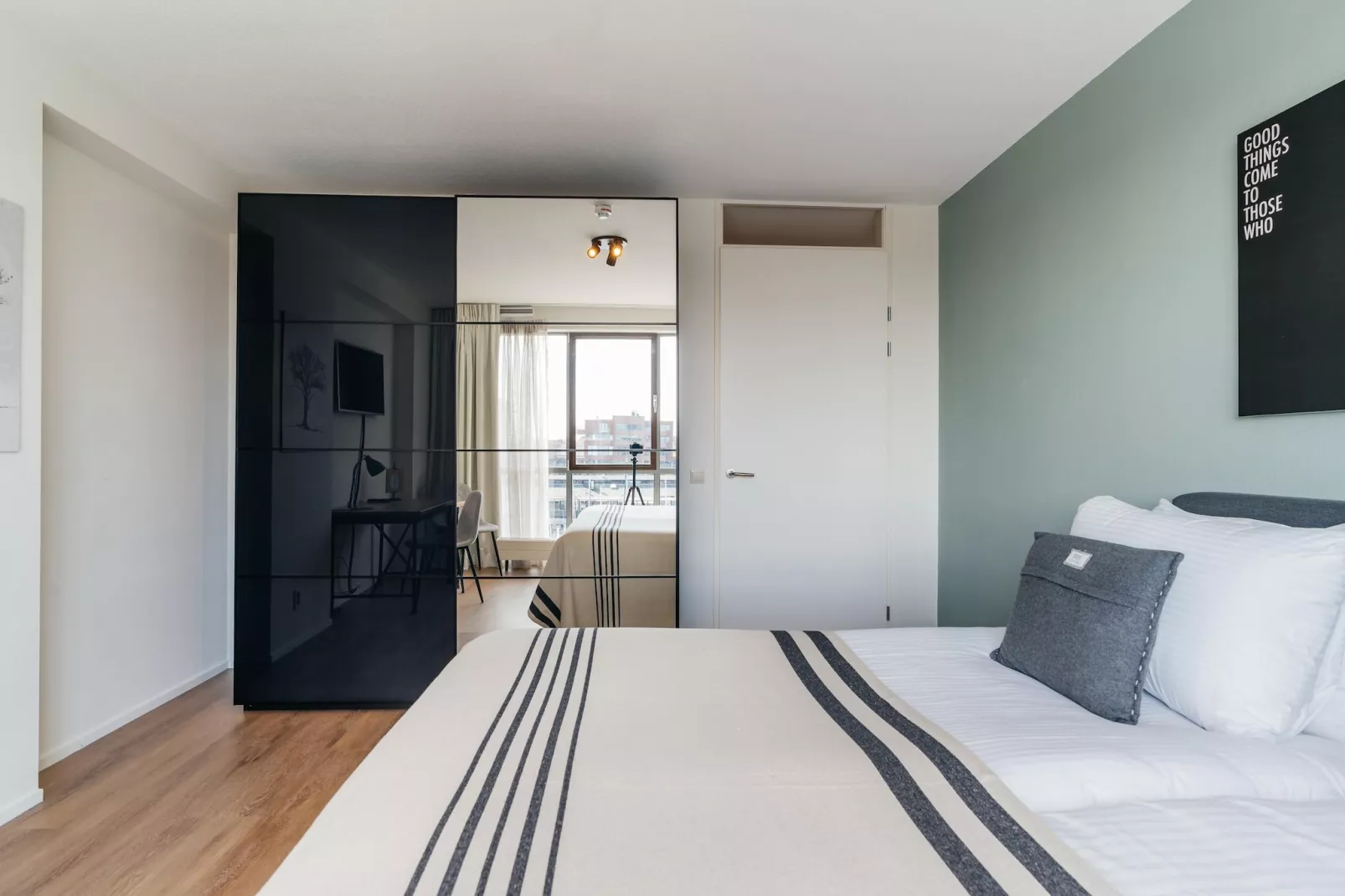 Scheveningen Harbour 80B-Slaapkamer