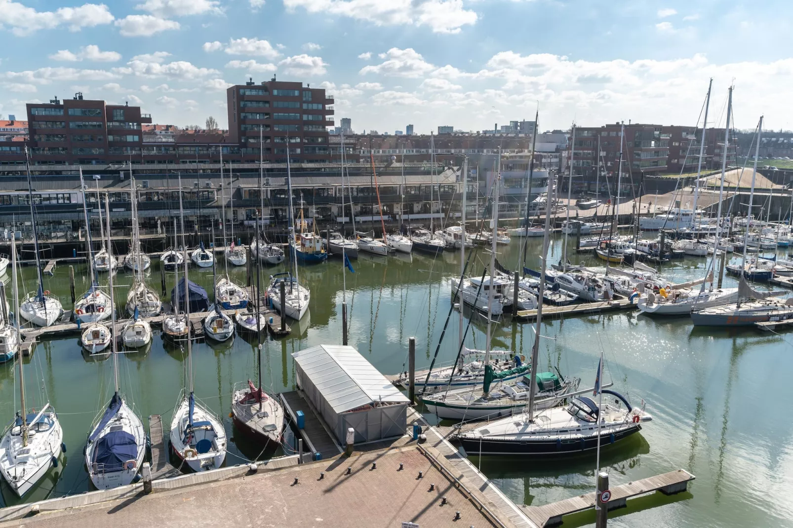 Scheveningen Harbour 80B-Uitzicht zomer