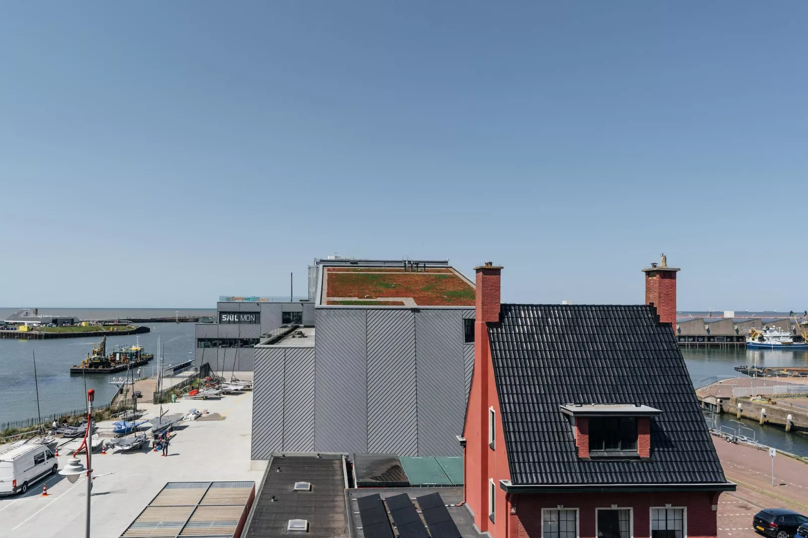 Scheveningen Harbour 40A-Uitzicht zomer