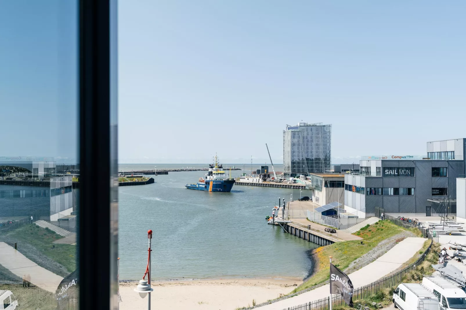 Scheveningen Harbour 40A-Uitzicht zomer