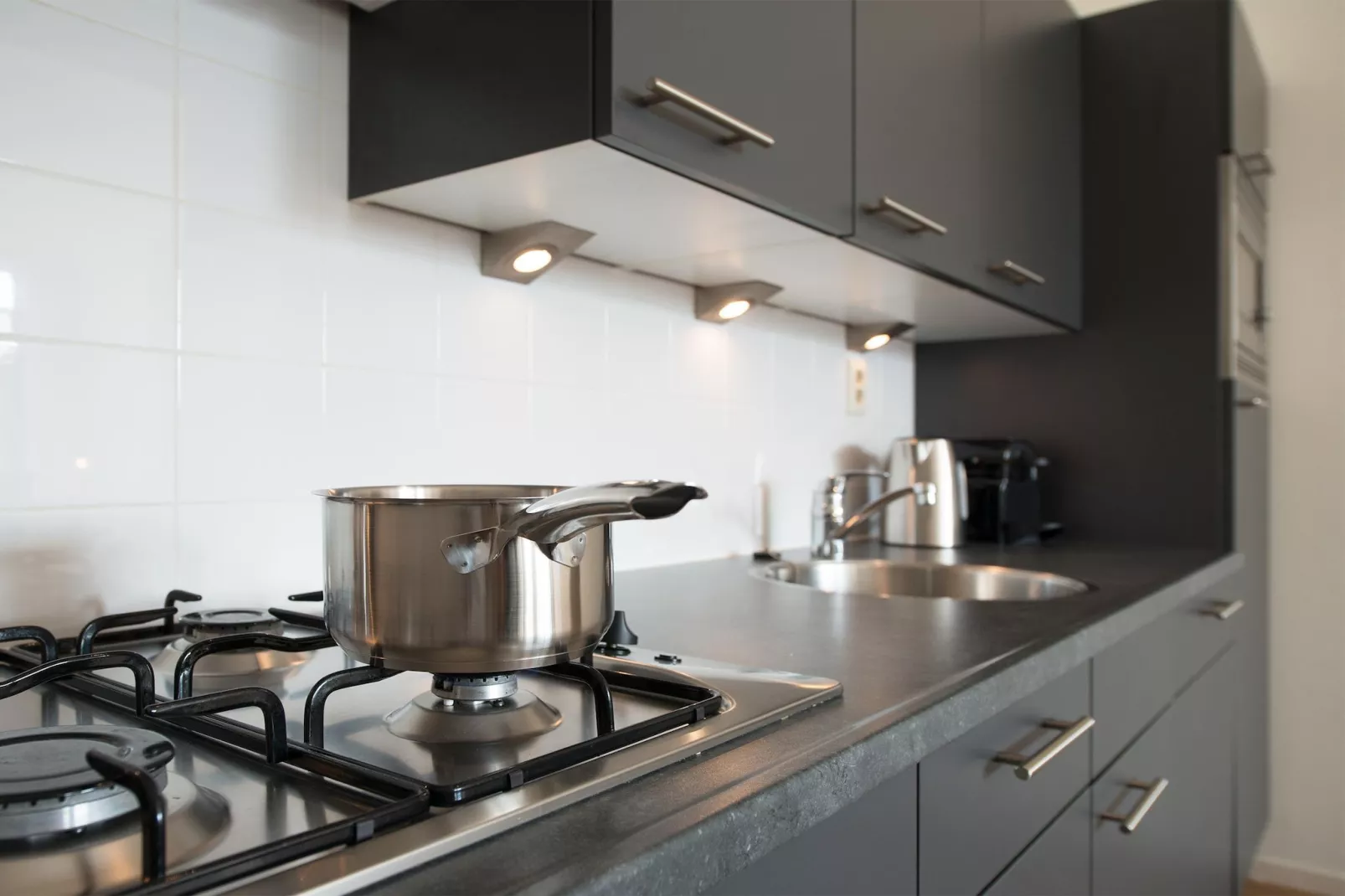 Scheveningen Harbour 56A-Keuken