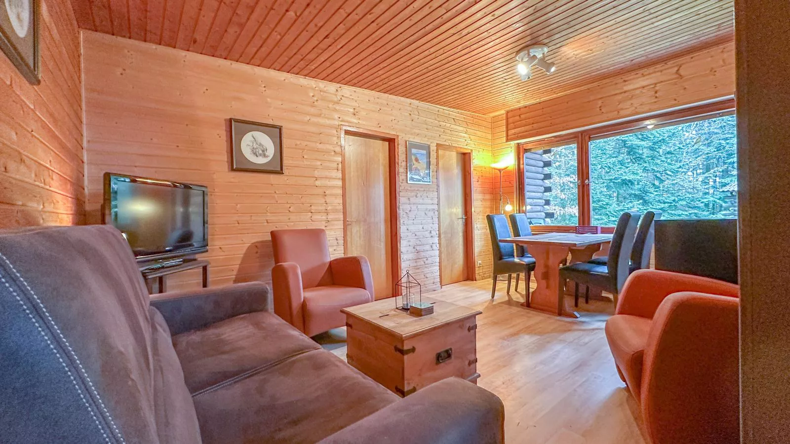 Forest Cabin-Woonkamer
