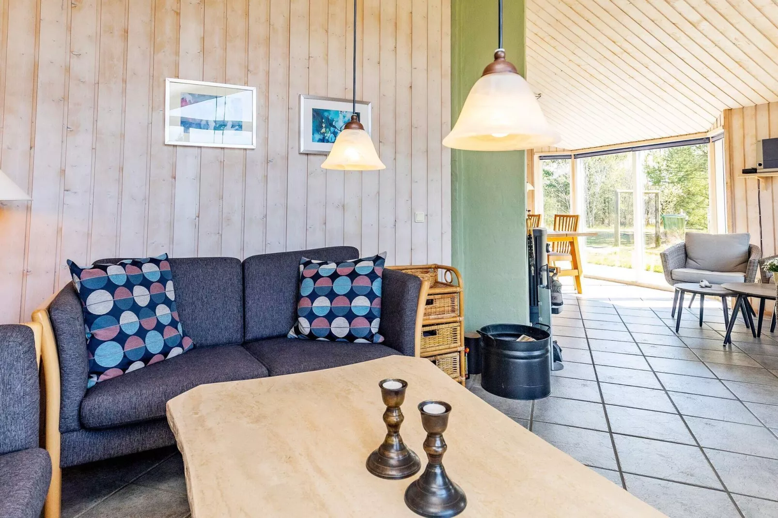 Modern vakantiehuis in Fjerritslev met een sauna-Binnen