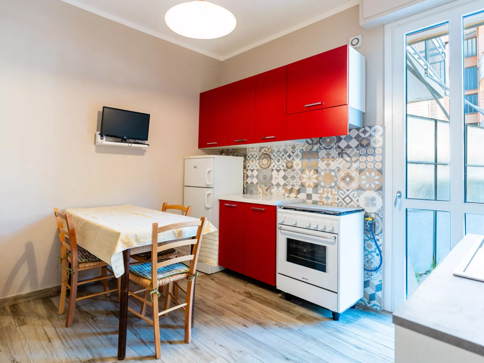 Maurizio's Place-Binnen
