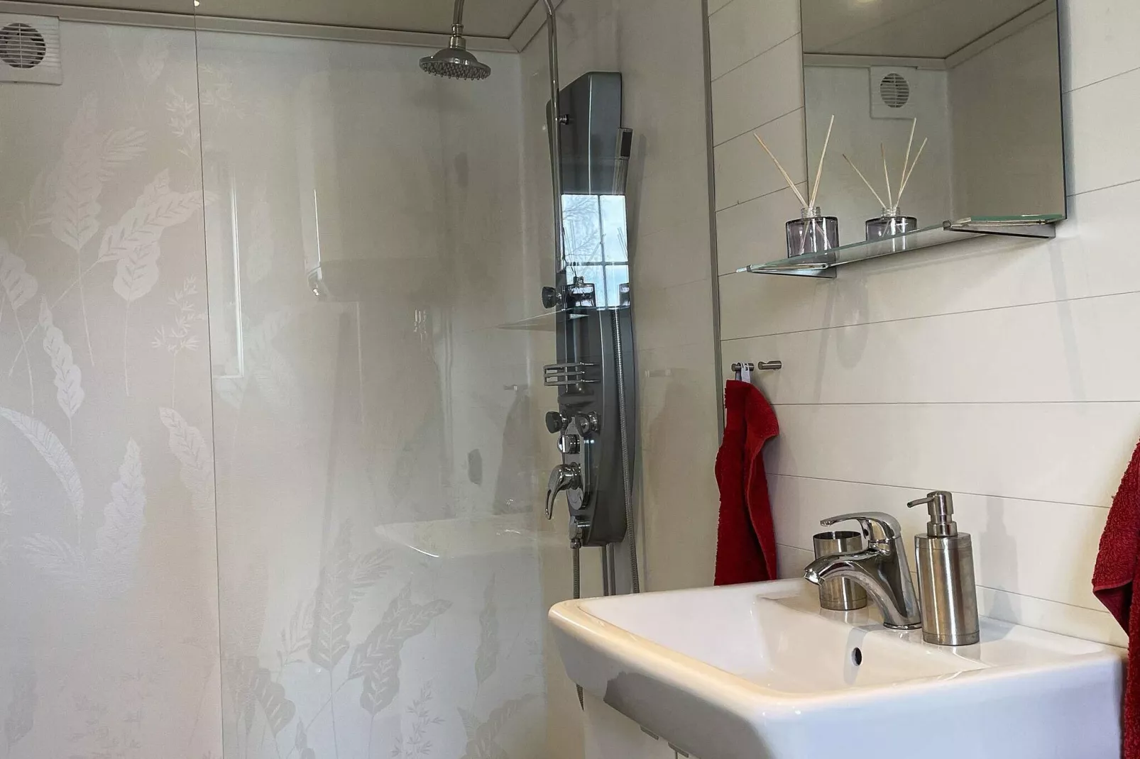 3 persoons vakantie huis in GRIMSTORP-By Traum-Binnen