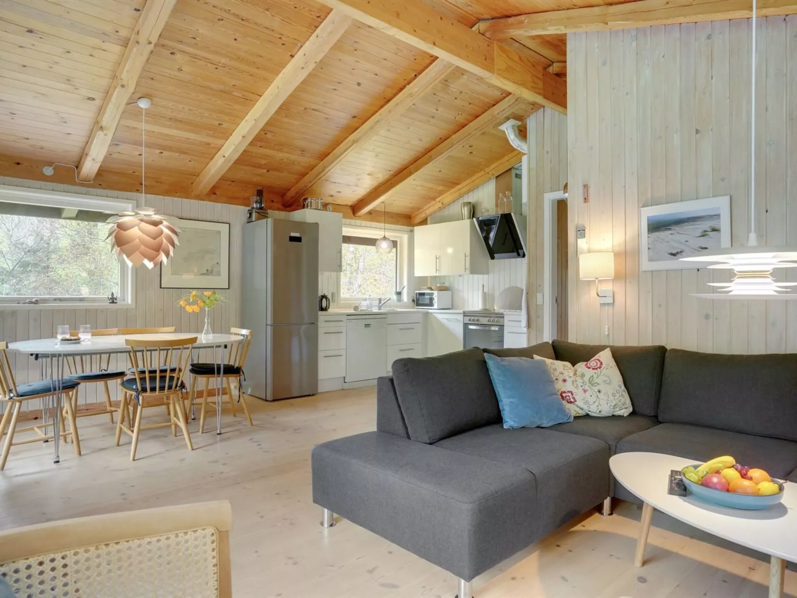 "Thorger" - 5km from the sea-Binnen