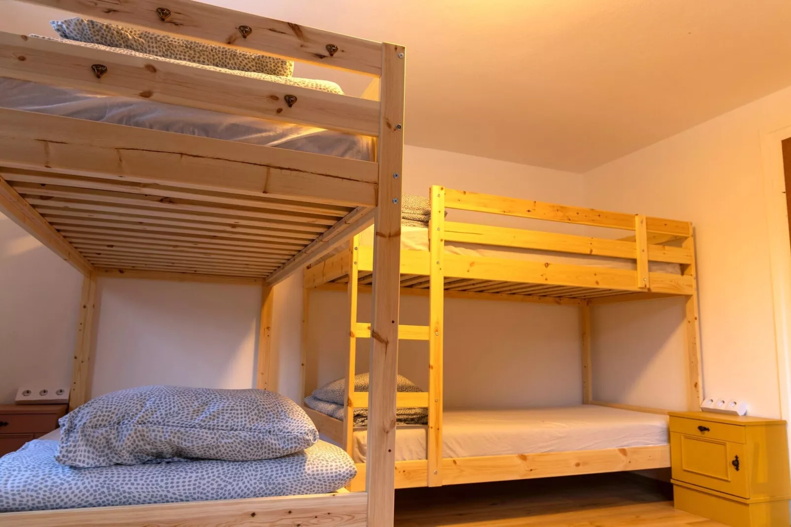 Backyard Mountain Hostel-Slaapkamer