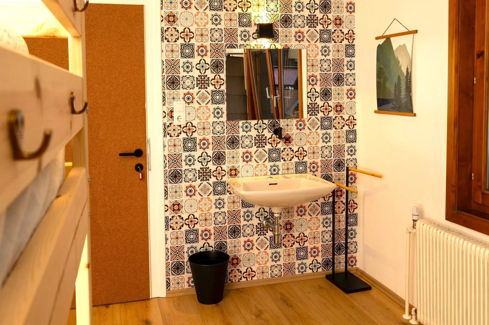 Backyard Mountain Hostel-Badkamer