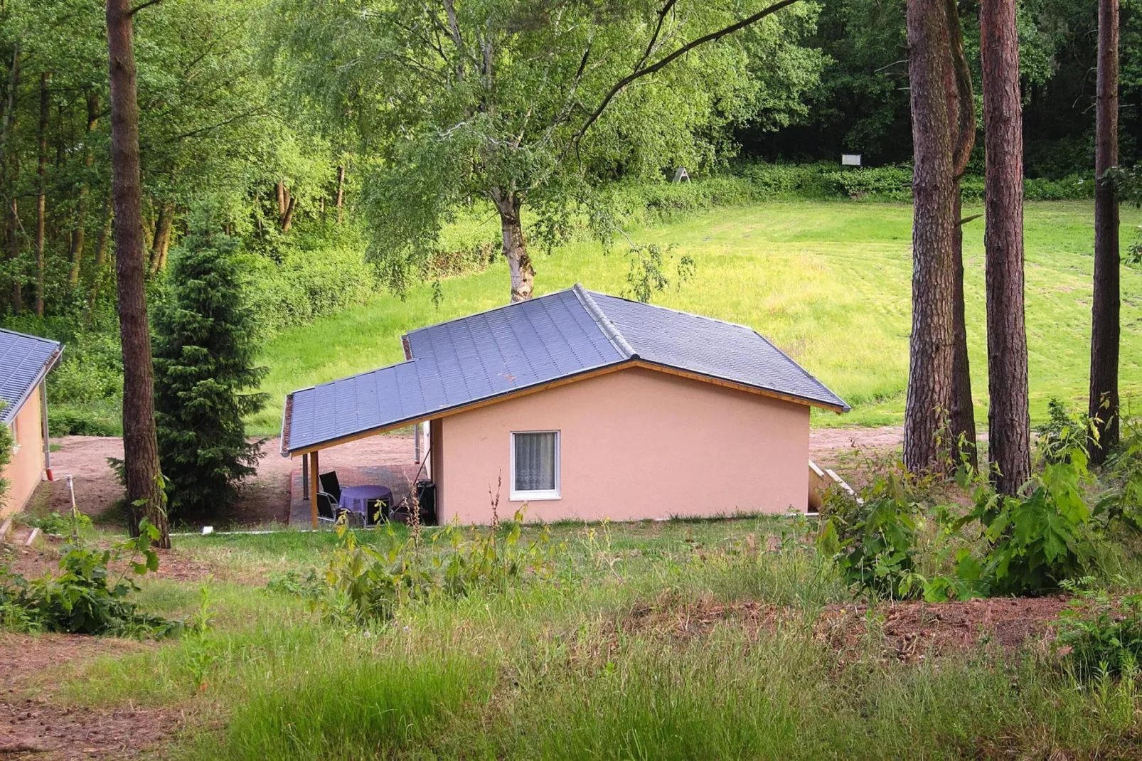 Bungalow deluxe 48 qm-Uitzicht zomer