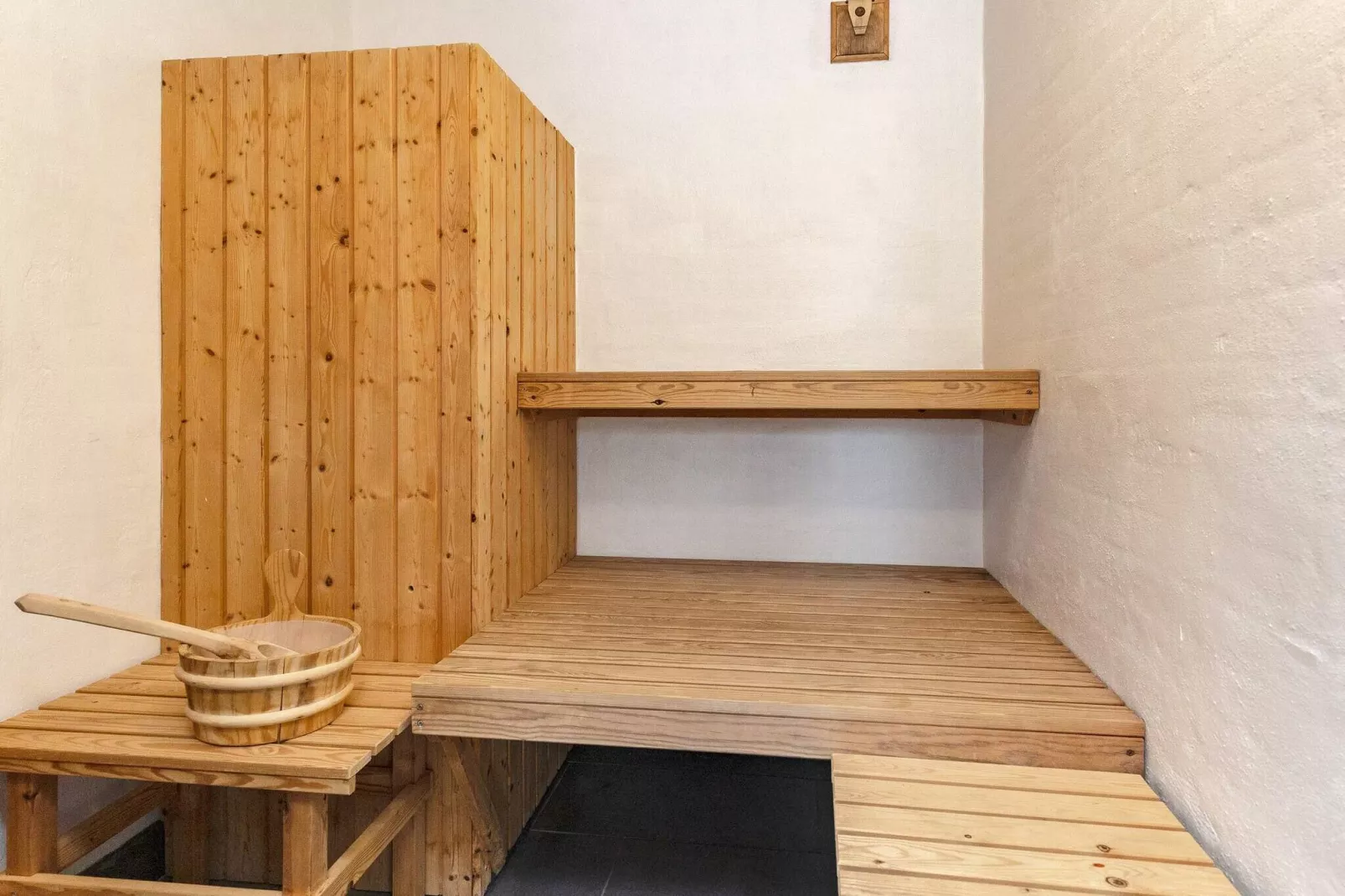 10 persoons vakantie huis in Blåvand-Sauna