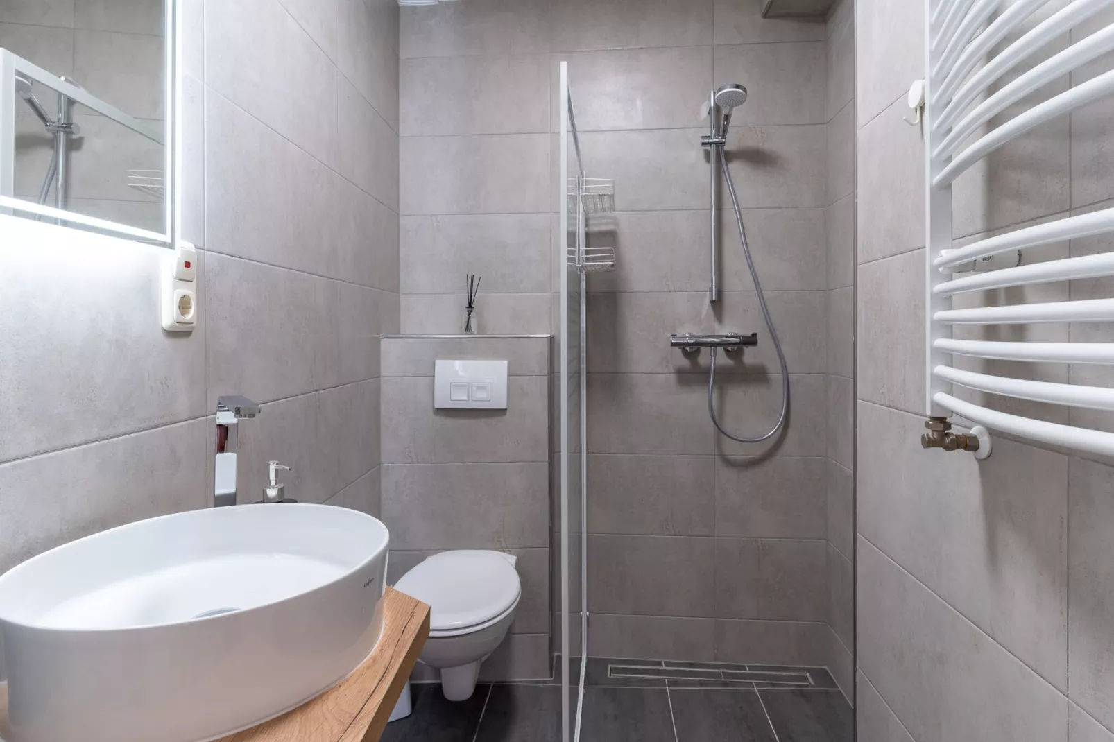 Ferienwohnung Am Schloßpark-Badkamer
