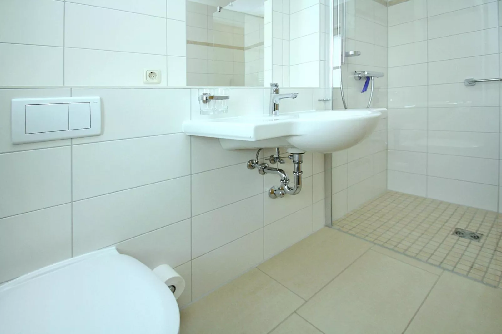 Appartementhaus am Leuchtturm / Fewo Seelust 32 qm-Badkamer