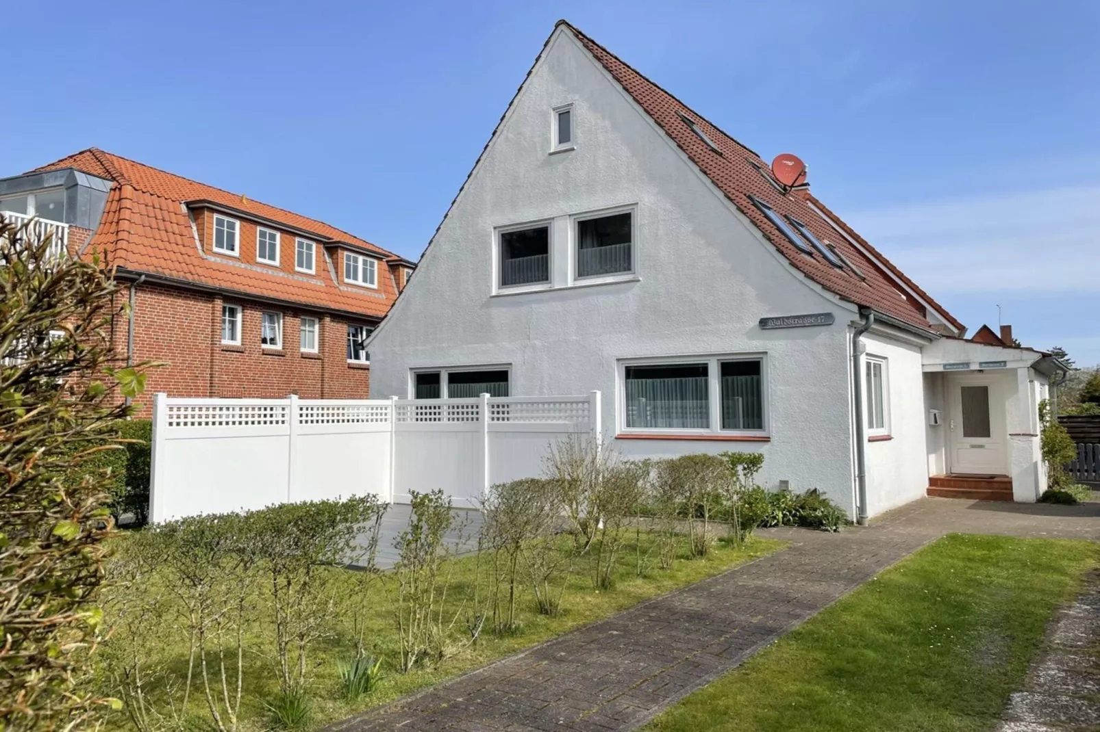 Ferienwohnung Watt 2-Buitenkant zomer