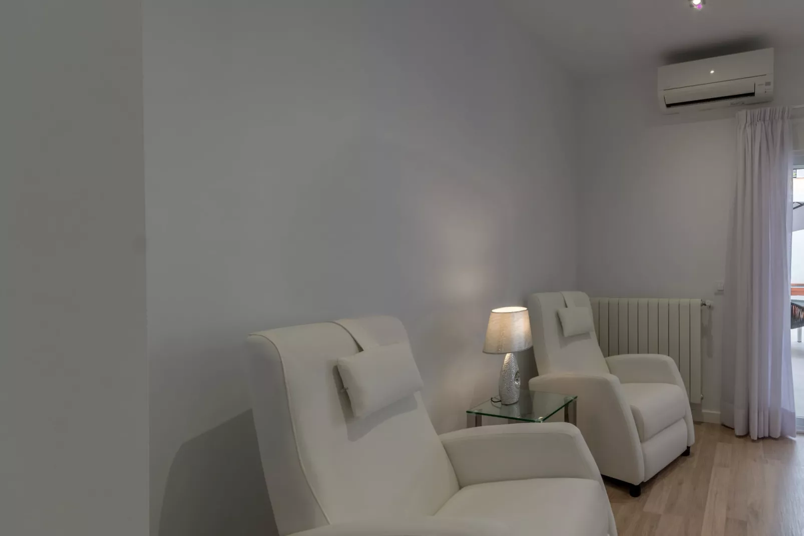 Miquel Santandreu 40, TownHouse 5StarsHome Mallorc-Woonkamer